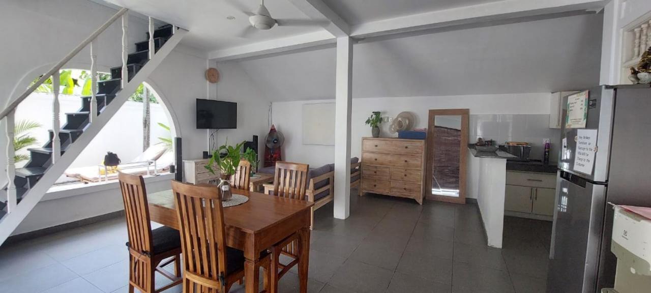 Villa Olivia Seminyak  Luaran gambar